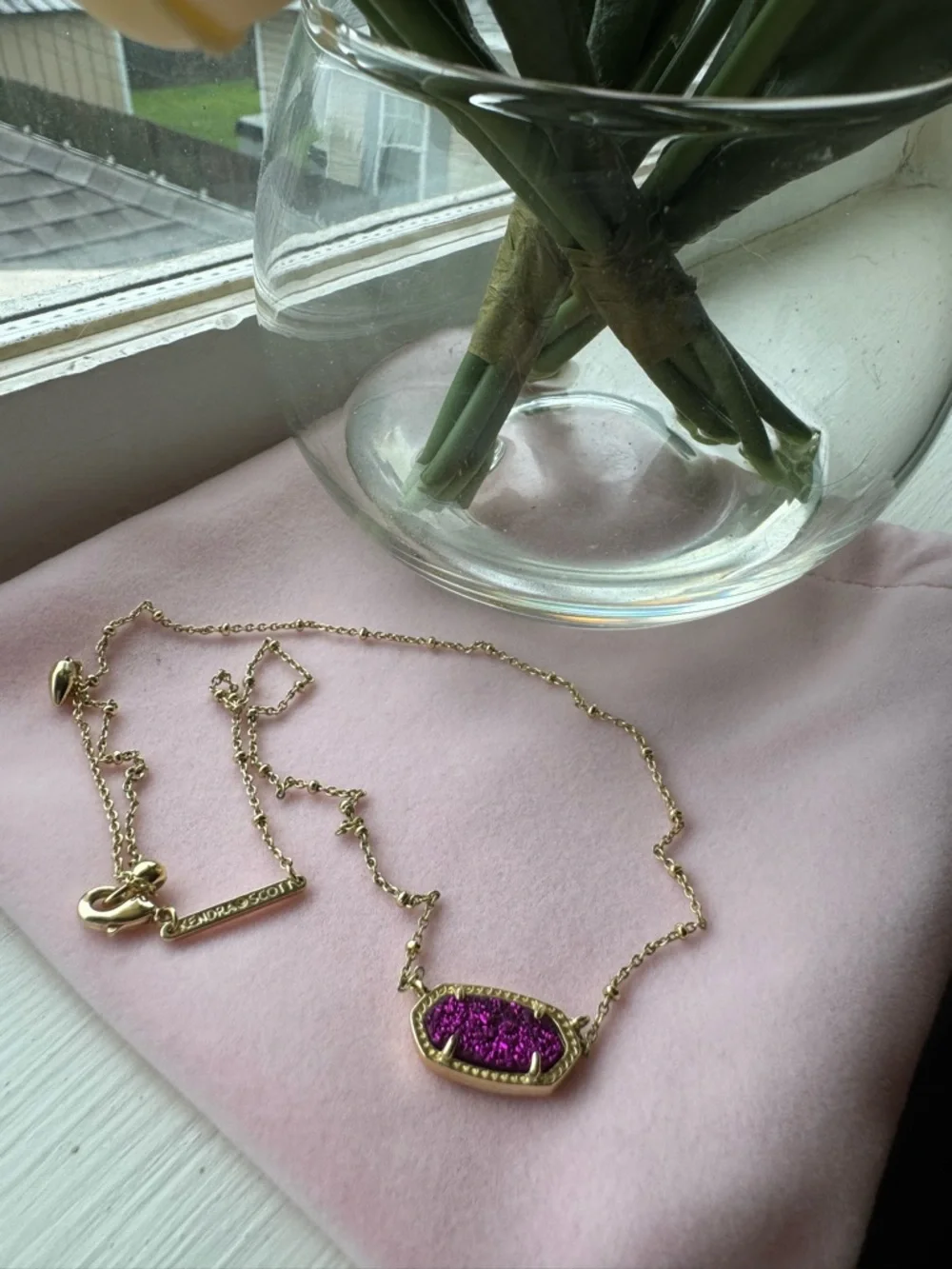 Kendra Scott Gold Necklace with Fuchsia Druzy Pendant - Picture 2 of 5